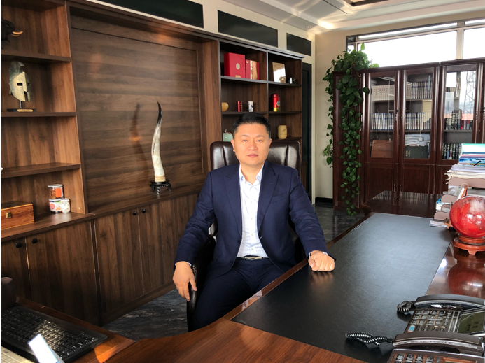 呀哆美醫療器械董事長(cháng)